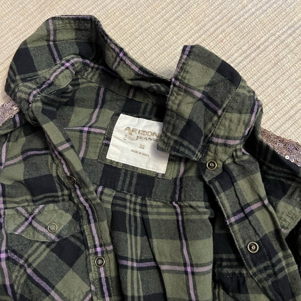 Flannel - Picture 2 of 3